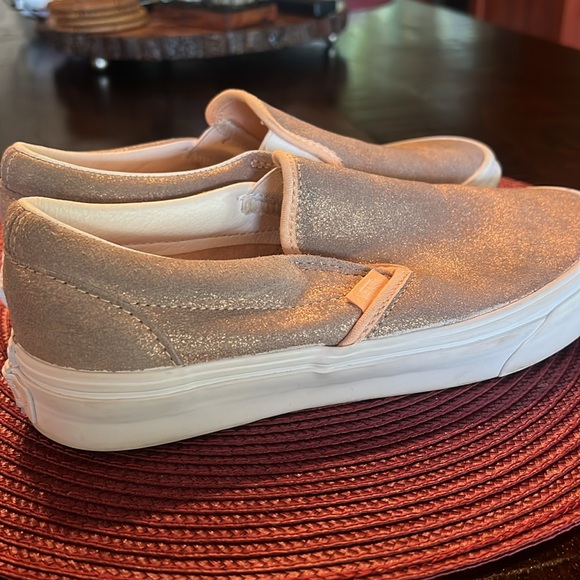 Womens Vans size 7.5. - Picture 9 of 9